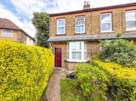 3 bedroom Terraced House to let in Bridge Road, Uxbridge, Greater London, UB8