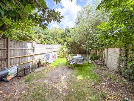 3 bedroom Terraced House to let in Bridge Road, Uxbridge, Greater London, UB8