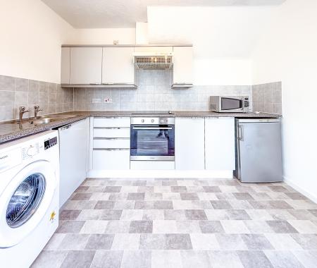 1 bedroom Flat to let in Anglian Close, Central Wat, Watford, WD24