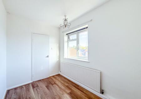2 bedroom Flat to let in Northridge Way, Hemel, Watford, HP1