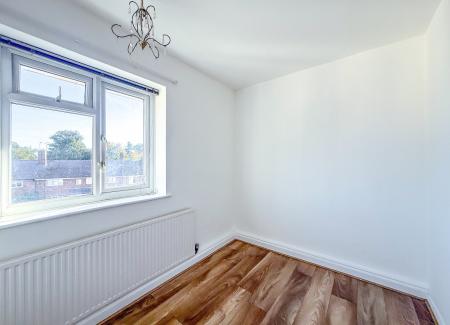 2 bedroom Flat to let in Northridge Way, Hemel, Watford, HP1