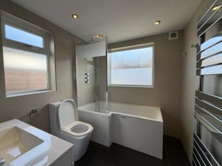 3 bedroom Terraced House to let in Cecil Street, Watford, WD24
