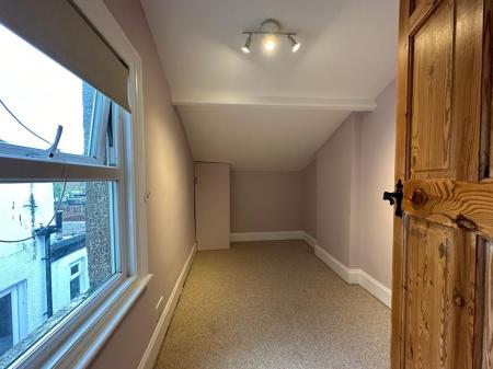 3 bedroom Terraced House to let in Cecil Street, Watford, WD24
