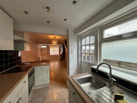 3 bedroom Terraced House to let in Cecil Street, Watford, WD24