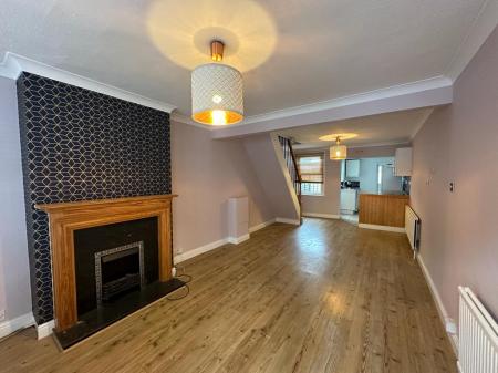 3 bedroom Terraced House to let in Cecil Street, Watford, WD24