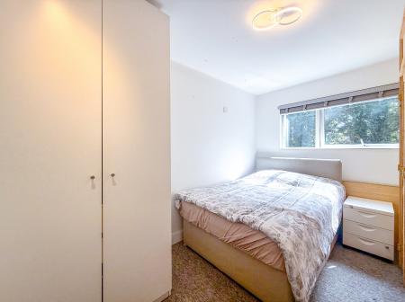 3 bedroom Flat to let in The Spinney, Nascot, Watford, WD17