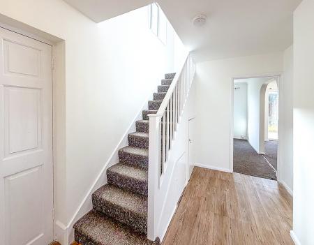 3 bedroom Semi-detached house to let in Charlock Way, Watford, WD18