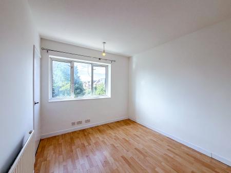 3 bedroom Semi-detached house to let in Charlock Way, Watford, WD18