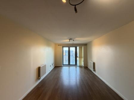 1 bedroom Flat to let in Wilmington Close, Watford, WD18