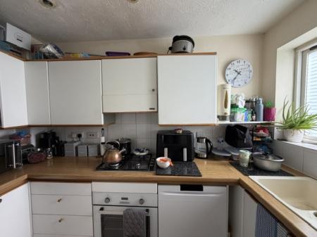 2 bedroom Terraced House to let in Norbury Avenue, Reeds, Watford, WD24