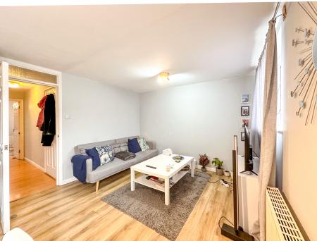 1 bedroom Flat to let in Queens Road, Watford, WD17