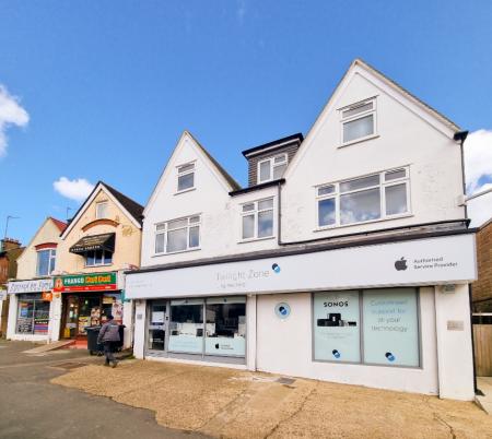 1 bedroom Flat to let in St Albans Road, Watford, WD24