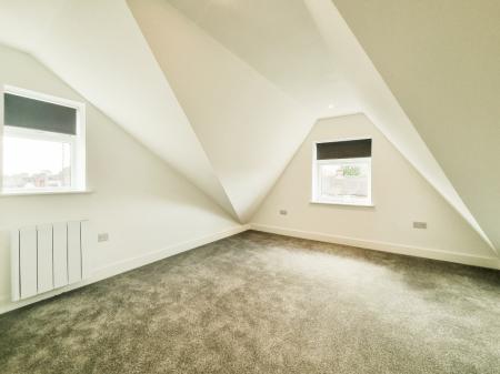 1 bedroom Flat to let in St Albans Road, Watford, WD24