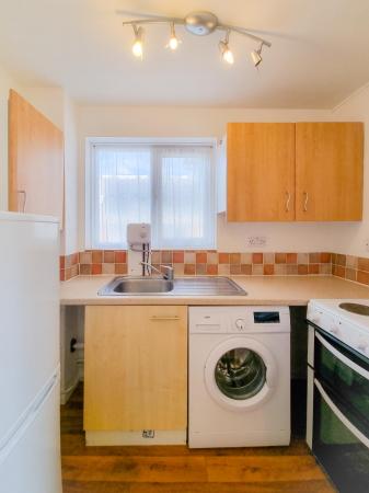 1 bedroom Studio flat to let in Southwold Road, Nth Wat, Watford, WD24