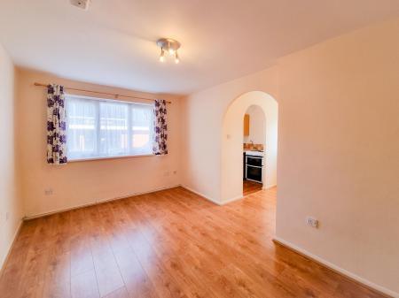 1 bedroom Studio flat to let in Southwold Road, Nth Wat, Watford, WD24