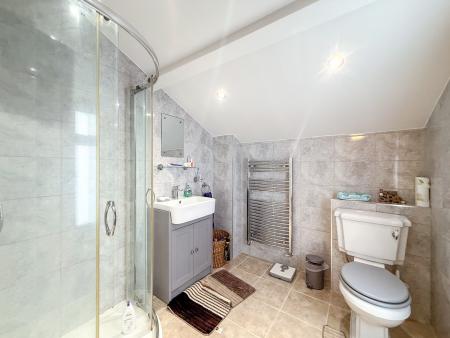 2 bedroom Terraced House to let in Regent Street, Watford, WD24
