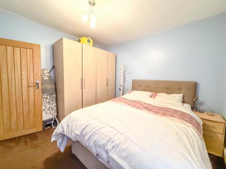 2 bedroom Terraced House to let in Regent Street, Watford, WD24