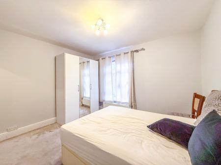 2 bedroom Terraced House to let in Regent Street, Watford, WD24