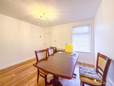 2 bedroom Terraced House to let in Regent Street, Watford, WD24