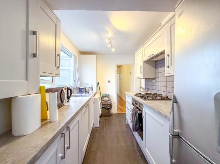 2 bedroom Terraced House to let in Regent Street, Watford, WD24