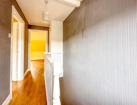 3 bedroom Flat to let in St Albans Road, Watford, WD24