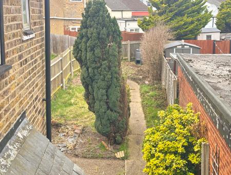3 bedroom Flat to let in St Albans Road, Watford, WD24