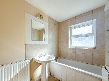 3 bedroom Terraced House to let in Ridge Street, Watford, WD24