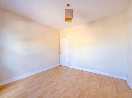 3 bedroom Terraced House to let in Ridge Street, Watford, WD24