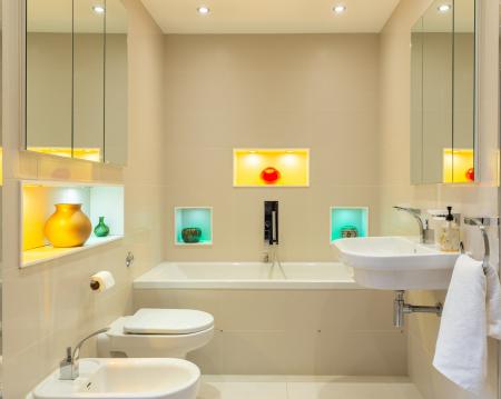 5 bedroom Detached house for sale in Bush Hill, Winchmore Hill, London, N21