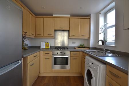 1 bedroom Flat for sale in Gareth Drive, Edmonton, London, N9