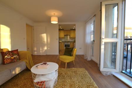 1 bedroom Flat for sale in Gareth Drive, Edmonton, London, N9