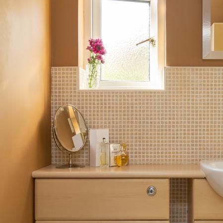 5 bedroom Detached house for sale in Landra Gardens, Winchmore Hill, London, N21