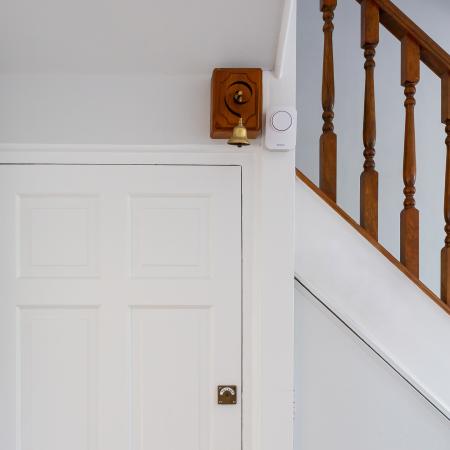 5 bedroom Detached house for sale in Landra Gardens, Winchmore Hill, London, N21