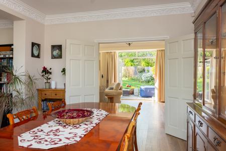 5 bedroom Detached house for sale in Landra Gardens, Winchmore Hill, London, N21