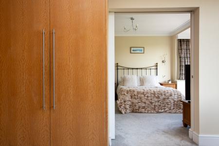 5 bedroom Detached house for sale in Landra Gardens, Winchmore Hill, London, N21