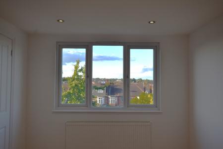 4 bedroom Terraced House for sale in Lyndhurst Road, London, N22