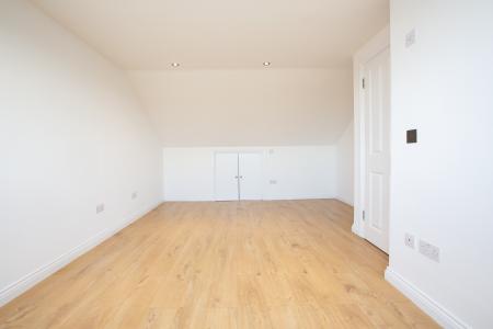 4 bedroom Terraced House for sale in Lyndhurst Road, London, N22