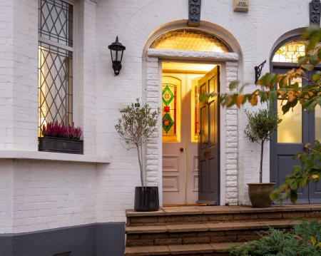 4 bedroom Semi-detached house for sale in Park Road, New Barnet, London, EN4