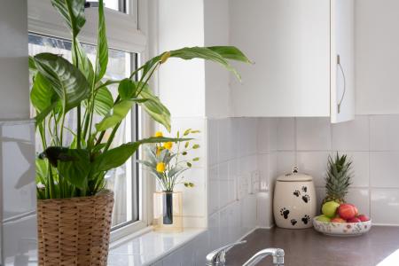 2 bedroom Terraced House for sale in Lincoln Road, Enfield, London, EN1