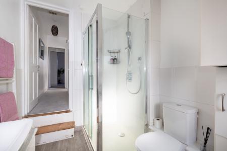 2 bedroom Terraced House for sale in Lincoln Road, Enfield, London, EN1