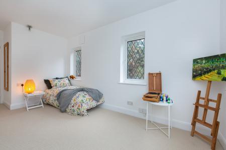 3 bedroom Semi-detached house for sale in Southgate Road, Potters Bar, Hertsmere, EN6