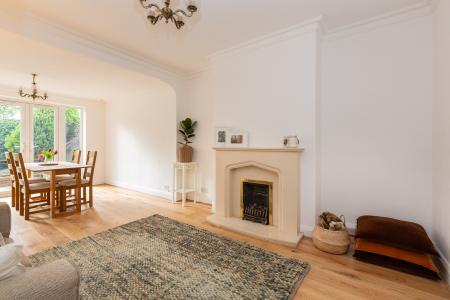 3 bedroom Semi-detached house for sale in Southgate Road, Potters Bar, Hertsmere, EN6