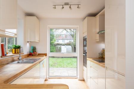 3 bedroom Semi-detached house for sale in Southgate Road, Potters Bar, Hertsmere, EN6