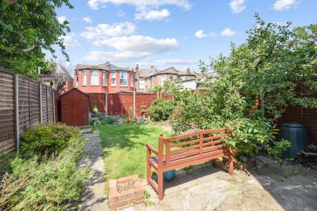 Sylvan Avenue, London, N22