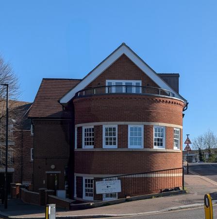 Oakwood Parade, Enfield, London, EN1