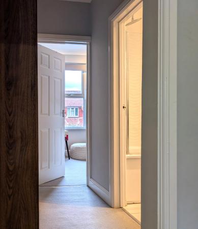 2 bedroom Maisonette to let in Belmont Road, Harrow, London, HA3