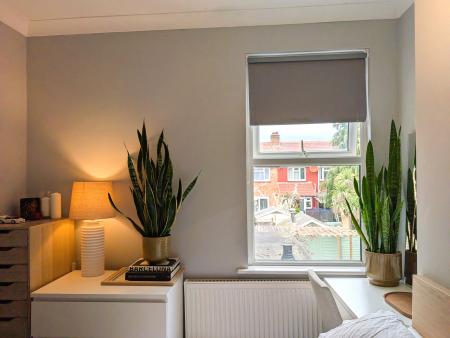 2 bedroom Maisonette to let in Belmont Road, Harrow, London, HA3