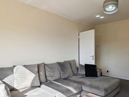 1 bedroom Flat to let in Palmerston Road, London, N22