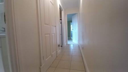 1 bedroom Flat to let in Smarts Green, Waltham Cross, London, EN7