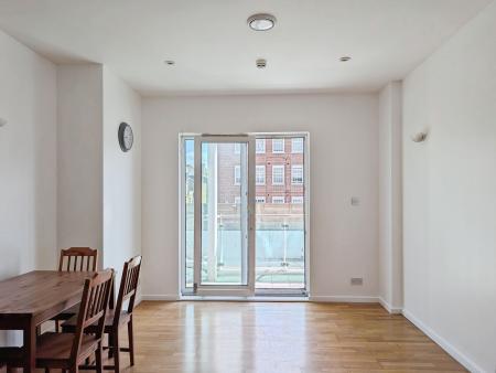 1 bedroom Flat to let in Tower Point